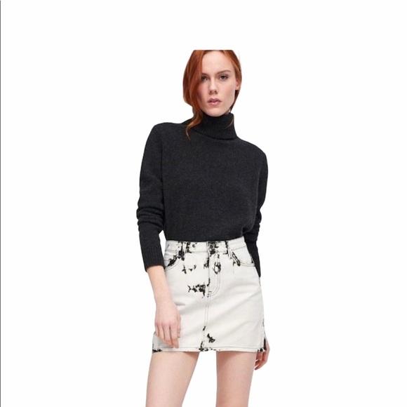 Zara Dresses & Skirts - Zara Acid Wash Mini Skirt NWT